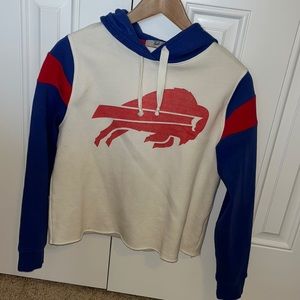 Cropped Buffalo Bills Hooded Fashion Sweatshirt